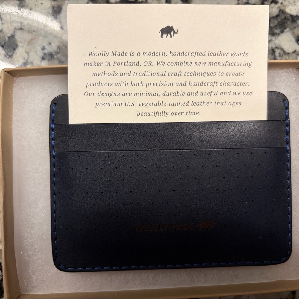 Navy Leather Card Holder Wooly Made